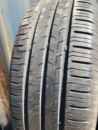 Neumático usado  205/65 R16 95H