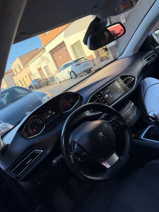 Peugeot 308 1.6HDI 2016