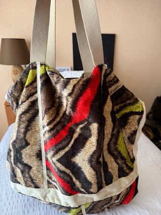 Bolso reversible de yute con estrellas