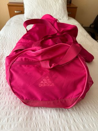 Mochila deportiva Adidas rosa