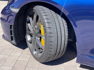 Porsche 718 Porsche 718 Cayman GT4