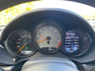 Porsche 718 Porsche 718 Cayman GT4