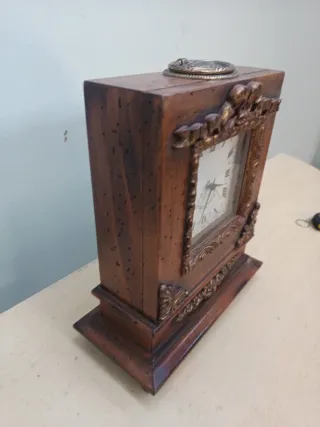 Orologio noce con fiocco e movimento tedesco