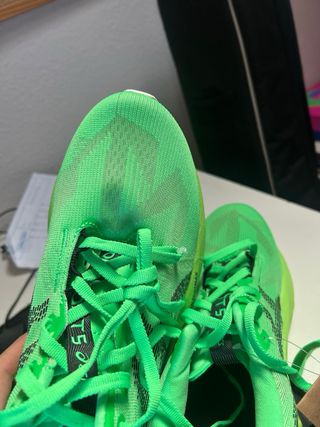 Zapatillas Asics Novablast 5 Verde