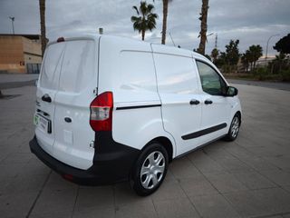 FORD Transit Courier Van 1.5 TDCi 74kW Limited