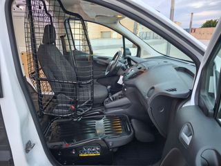 FORD Transit Courier Van 1.5 TDCi 74kW Limited