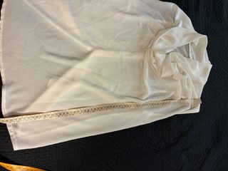 Top donna con bottoncini schiena