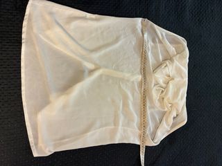 Top donna con bottoncini schiena