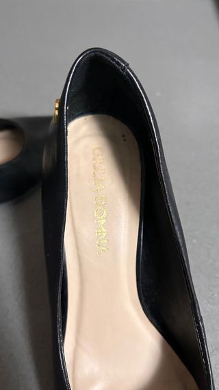 Zapatos tacón Giulia Domna negros. Tacón de 8 cm