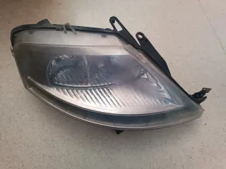 Faros Citroen C3