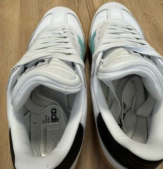 Zapatillas Adidas Blancas y Turquesa