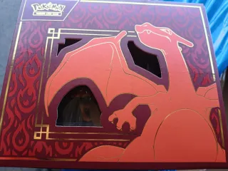 Colección Charizard ex Pokémon