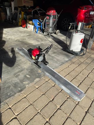 Regla vibrante ENAR Honda GX25 profesional