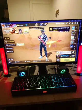 PC Gaming RX 580 8GB, 32GB RAM DDR4, 1TB NVME