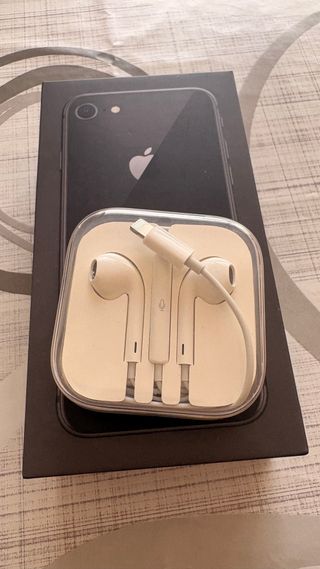 iPhone 8 Grigio Siderale 64GB