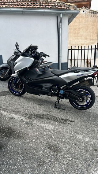 Yamaha TMAX 530 SX Plata/Negro