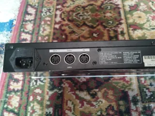 Behringer Virtualizer Pro DSP1024P Rack Efectos