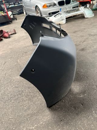 Opel Vivaro Parachoques delantero NUEVO