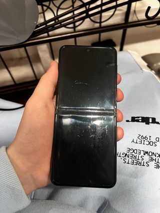 Samsung Galaxy Z Flip 4