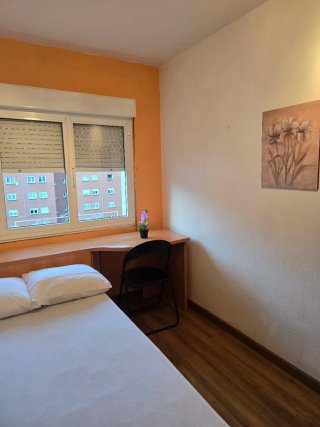 Alquiler de habitaciones 5to sin ascensor