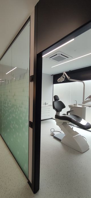 interiorismo negocios/clinica dental