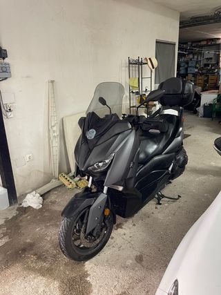 Yamaha XMAX 400 2018 - 38.000 km. Perfecto estado