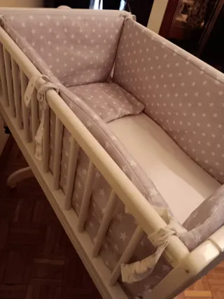 Minicuna colecho con estrellas