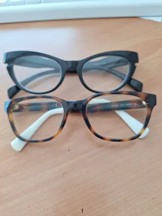 Gafas graduadas montura negra y tortuga