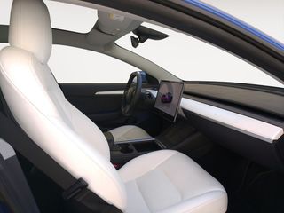 Tesla Model 3 Long-Range Dual Motor AWD