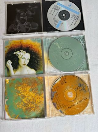 3 CD Gloria Estefan: Mi Tierra, Gloria!, Abriendo