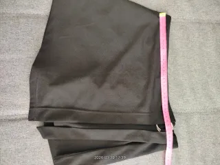 Falda mini negra con aro