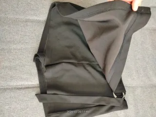 Falda mini negra con aro