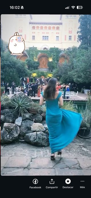 Vestido de fiesta o invitada color verde azulado