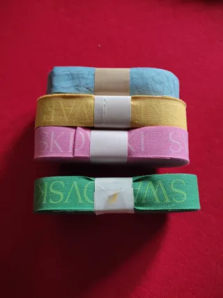 Nastro e adesivi Swarovski chiudipacco