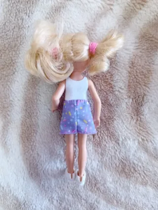 Lote 2 Barbies Chelsea y 1 VIP Pets