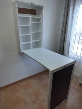 Mesa plegable de pared