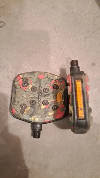 Pedales LOOK Trail Grip Camuflaje