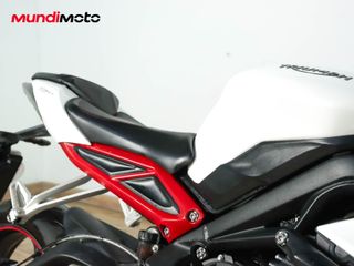 TRIUMPH STREET TRIPLE 765 R