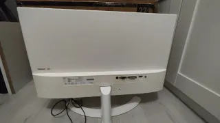 Monitor LG 24 LED IPS Blanco 24MP58VQ