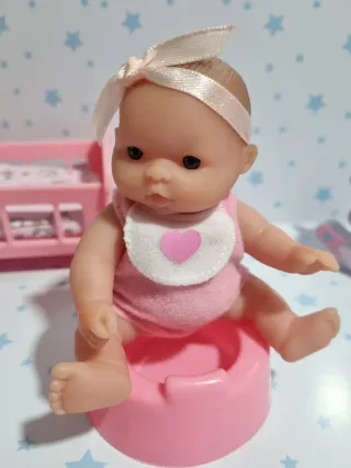 Mini bebé realista