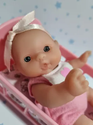 Mini bebé realista