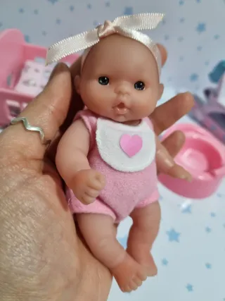 Mini bebé realista