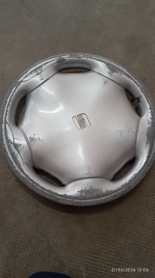 Tapacubos Seat Toledo mk1