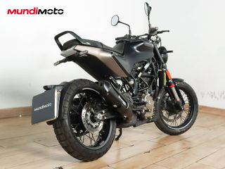 HUSQVARNA SVARTPILEN 125 ABS