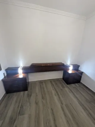 Conjunto dormitorio madera oscura