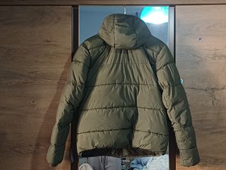 Chaqueta acolchada verde oscuro