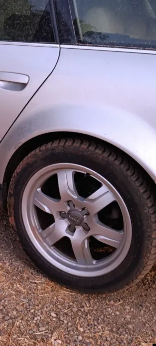 Llantas Audi 17 con neumáticos