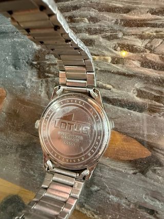 Reloj Lotus Azul y Plateado