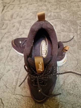 Zapatillas Asics Mujer Marrón y Dorado