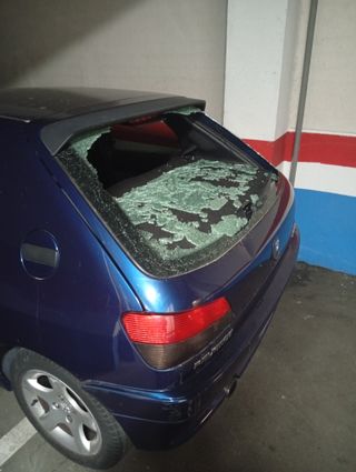 Peugeot 306 xs HDI /cambio por Zafira